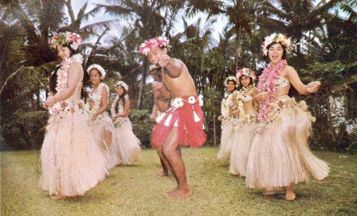 How to dance cook island style