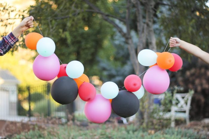 How to make decoration with balloons